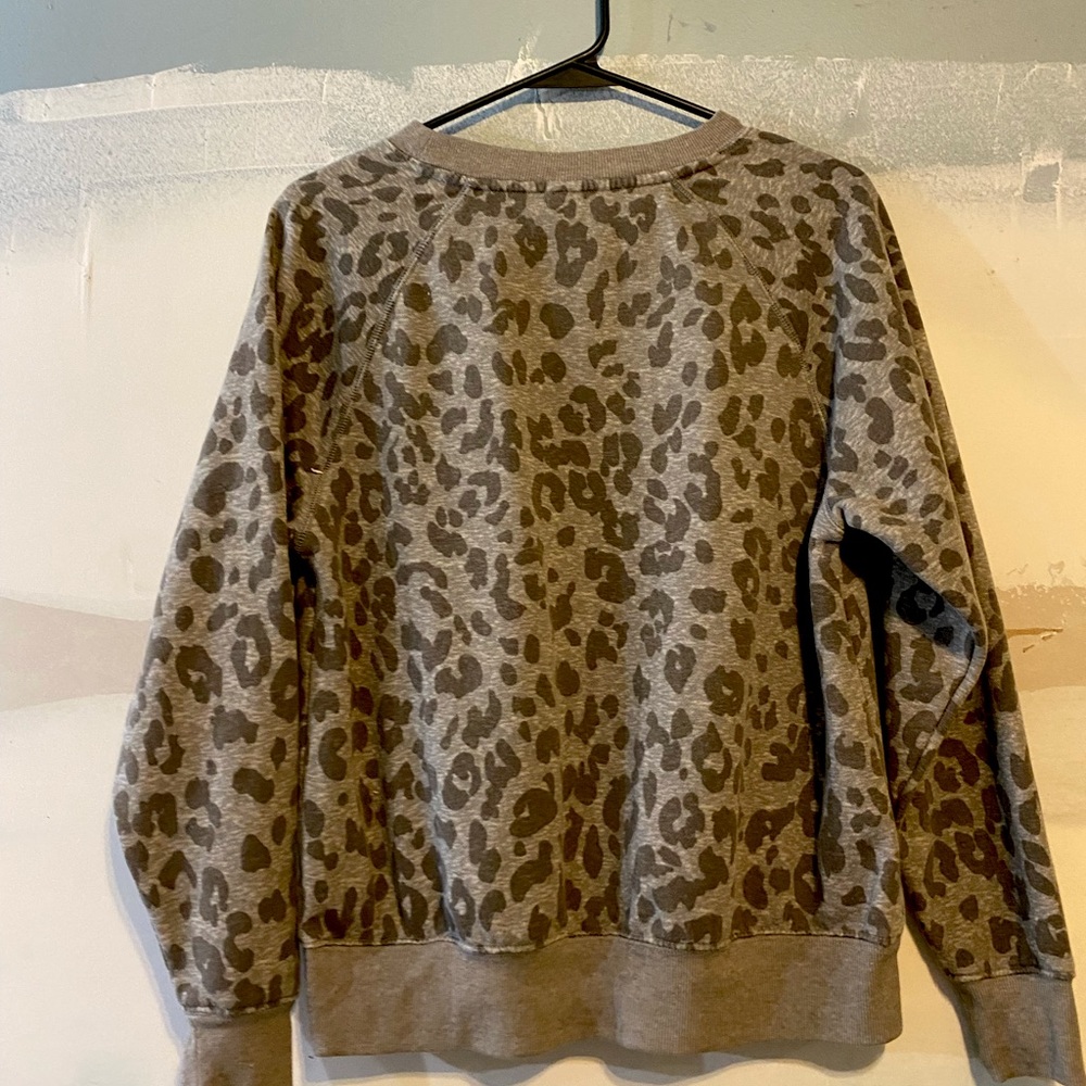 grey cheetahprint sweater